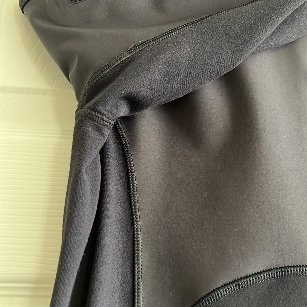Lululemon Run Draft Dodger Jacket - good used condition - Picture 13 of 15
